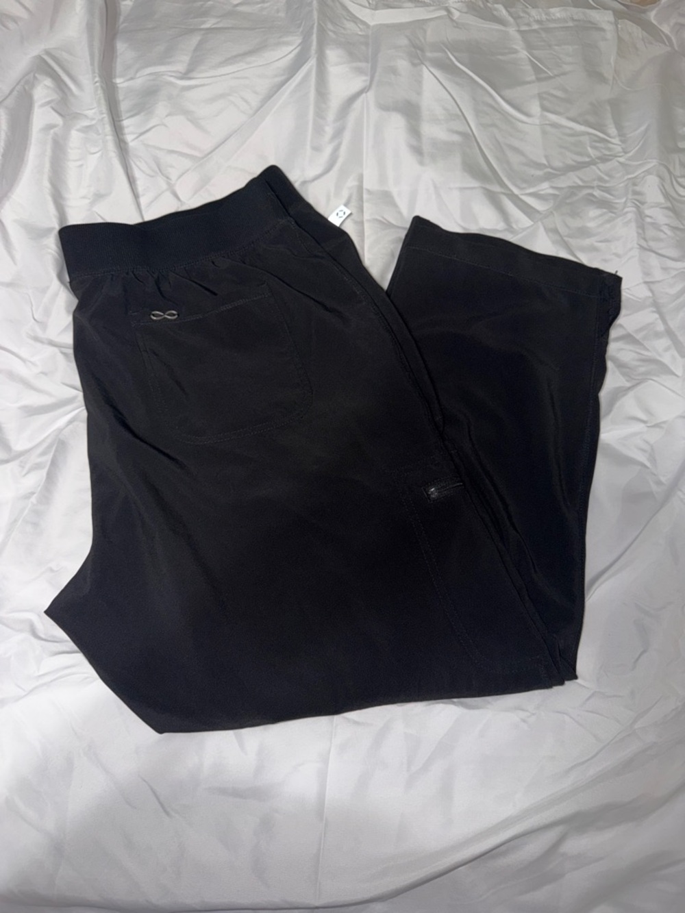 Women’s Cherokee infinity scrub pants